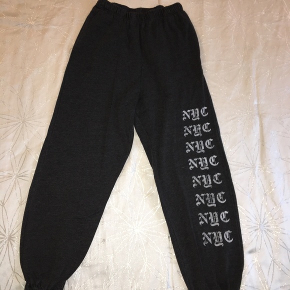 Garage Boyfriend Joggers - Picture 3 of 6